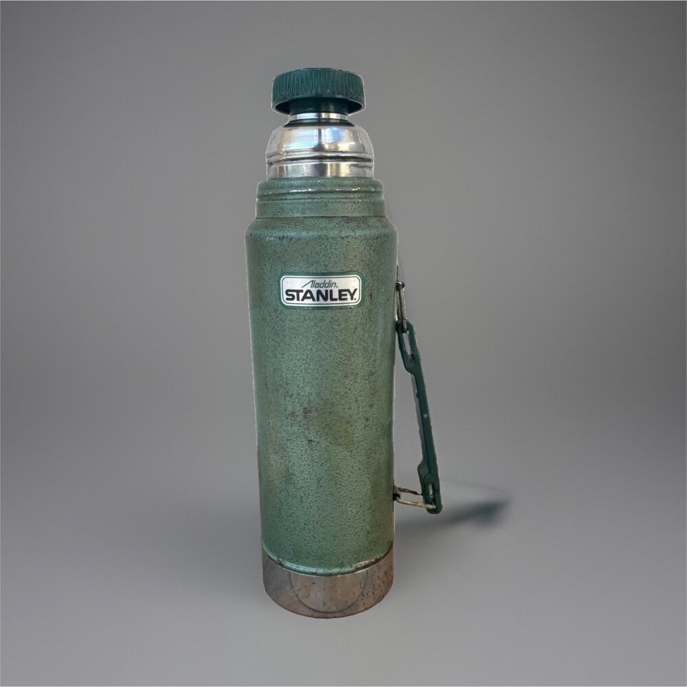 Vintage Aladdin Stanley A-944DH 1 Qt Green Hammertone Vacuum Thermos USA